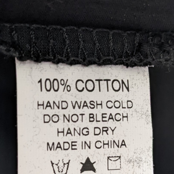 FUZZY LOVE Black T-Shirt NOT a Graphic Tee Plus 1X - Picture 8 of 8